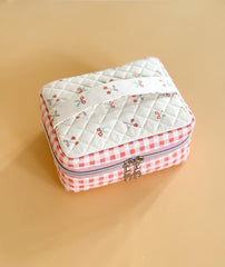 Daily Essential Pouch Pattern by Minki Kim