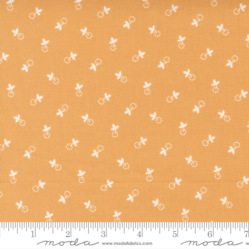 Cinnamon & Cream Butterscotch Berry Leaf Yardage by Fig Tree & Co. for Moda Fabrics