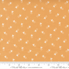 Cinnamon & Cream Butterscotch Berry Leaf Yardage by Fig Tree & Co. for Moda Fabrics