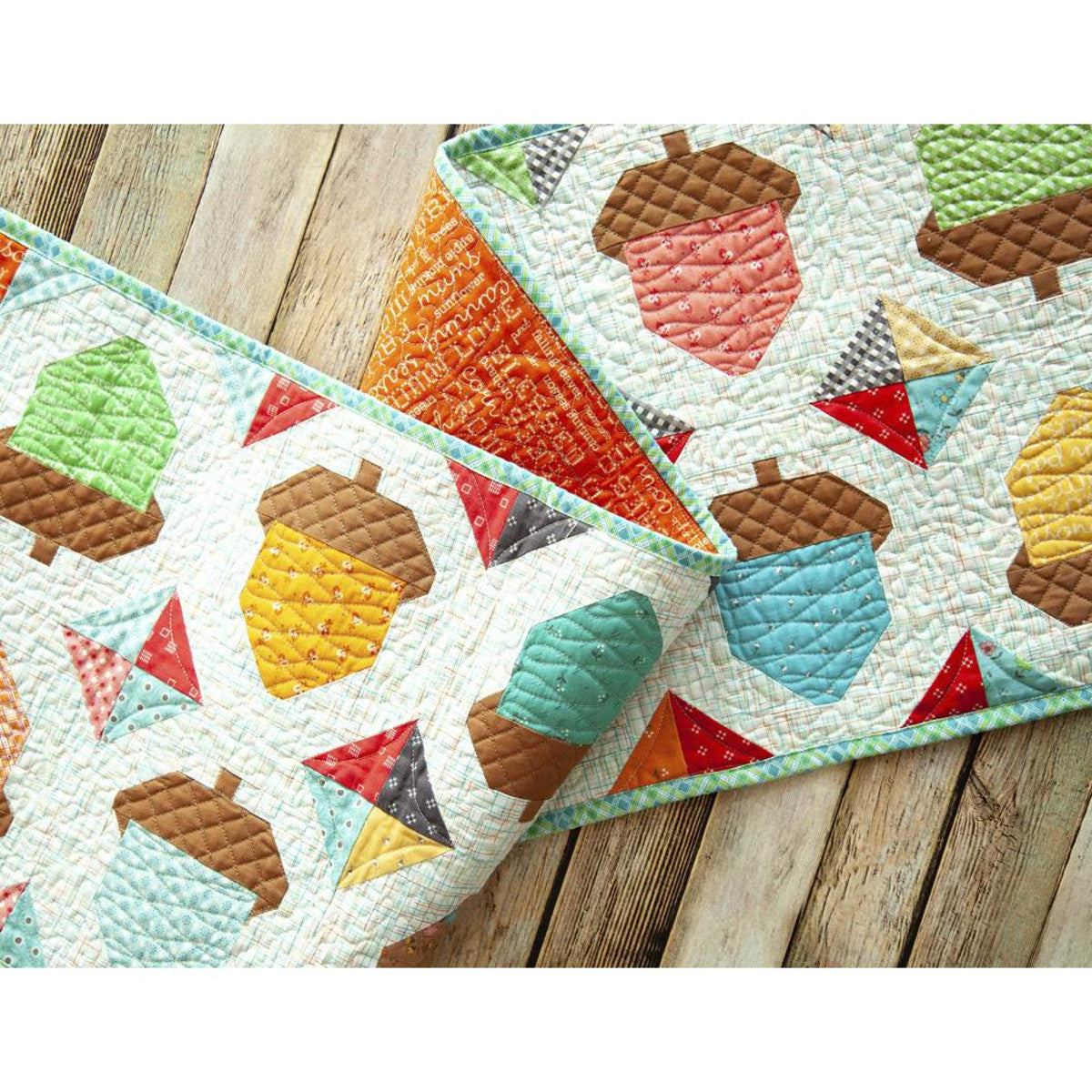 Acorn Love Table Runner Pattern by Lori Holt of Bee in my Bonnet