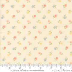 Handmade Sweetness Quilting Cuddle Porcelain Posies Yardage by Heather Briggs for Moda Fabrics
