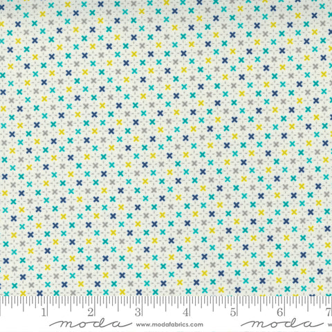 Morning Light Cloud Bluebird Beds and Borders Yardage by Linzee McCray for Moda Fabrics
