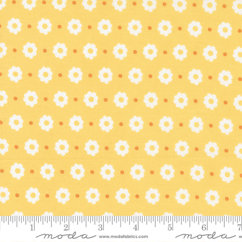 Simply Delightful Buttercup Petal Yardage by Sherri & Chelsi for Moda Fabrics